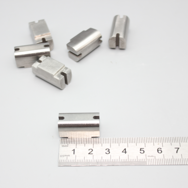Tungsten heavy alloys machined part